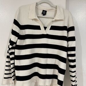 Bobeau Cream and Black Collared Top